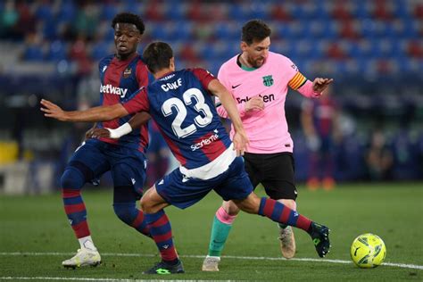 video barca miss another opportunity to top la liga after six goal