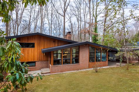 Split levels were a departure from previously popular home styles. Mid Century Modern Split Level Renovation - Midcentury ...
