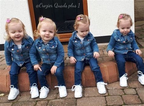 Two Sets Of Identical Twins Born At The Same Time Quads Identical