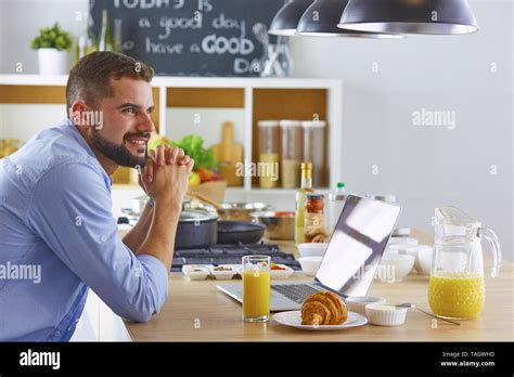 Office Breakfasts Hi Res Stock Photography And Images Alamy