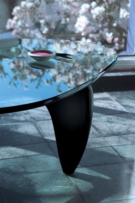 5.0 out of 5 stars 9. Vitra Noguchi Coffee Table - Design Isamu Noguchi