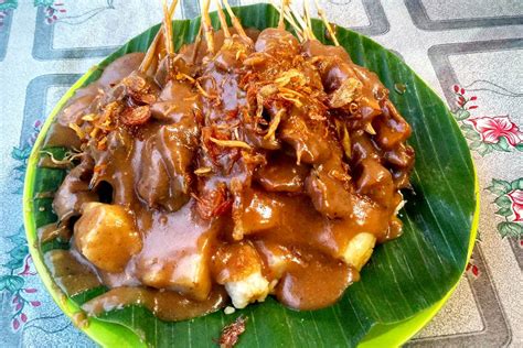 Where To Find A Mouth Watering Sate Padang Dinner In South Jakarta