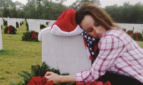 Your boyfriend wants at least one of these 30 gifts. 4 Gifts My Boyfriend Left Me After His Death | TAPS