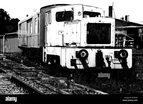 Front Side View Steam Train Black And White Stock Photos And Images Alamy