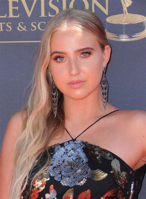 Veronica Dunne At 44th Annual Daytime Emmy Awards In Los Angles 0430