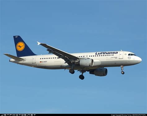 D Aiqt Airbus A320 211 Lufthansa Josep Tomas Iberian Spotters