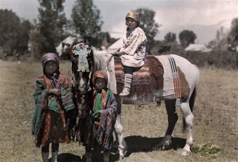 29 Rare Vintage Autochrome Photos Of Native Americans In The Early 20th Century ~ Vintage Everyday