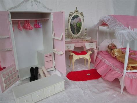 Barbie house doll house bedroom kids toys play gift set ken bathroom bed kitchen 648038445846 | ebay. HOliDay SPeCiAl....Vintage Barbie Doll...Bedroom Furniture ...
