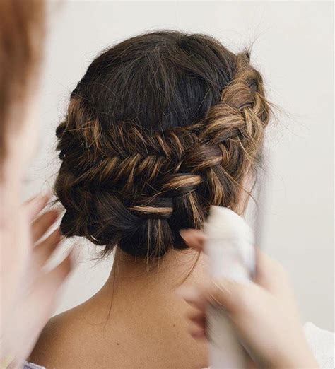 The Prettiest Hairstyles For Fall Fashionisers