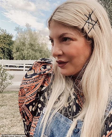 Tori Spelling Shares A Snap And Shows That Her Daughter Stella Is Just As Tall As She Is Daily