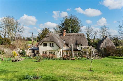 Beautiful Thatched Cottages For Sale From Under £250000 Country Life