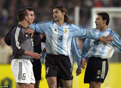 Mauricio roberto pochettino trossero is an argentine professional football manager and former player who is the current head coach of ligue. Younes Kaboul remembers goal by Tottenham boss Mauricio ...