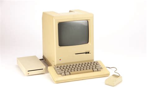 Gene Roddenberrys Macintosh 128 To Be Auctioned Wired
