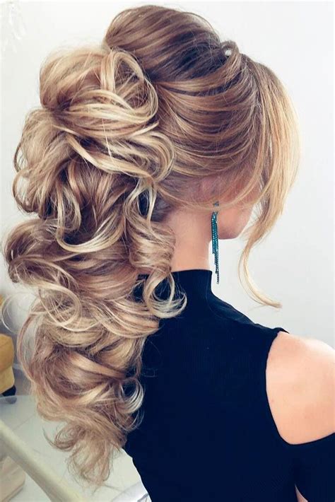 Don't cut your long hair before you look at these options! 47 Your Best Hairstyle to Feel Good During Your Graduation ...