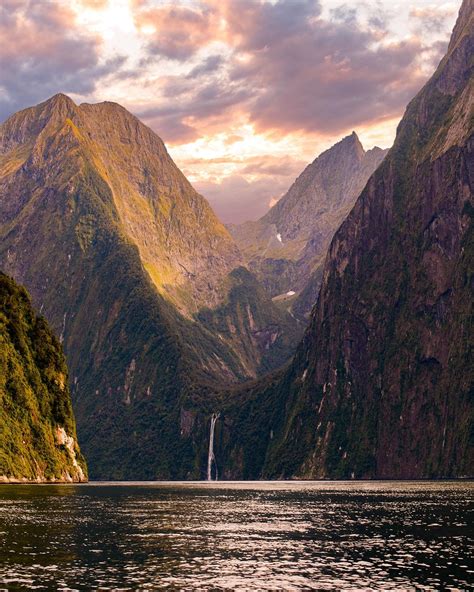 Beautiful Day At Milford Sound Milford Sound New Zealand