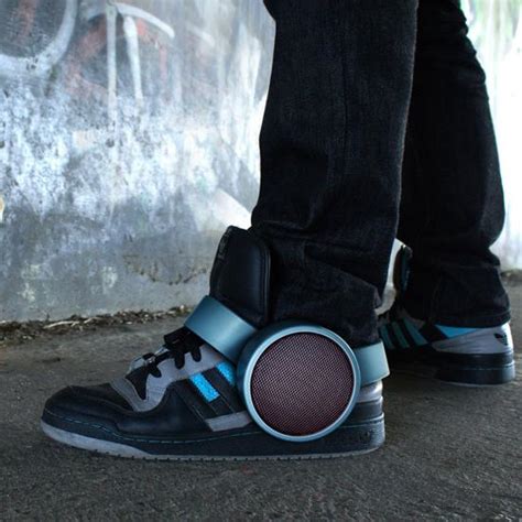 Sneaker Speaker Runs On Bluetooth Connectivity Ubergizmo