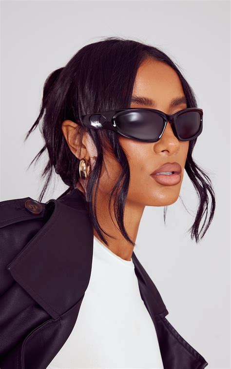 black thick frame narrow visor sunglasses prettylittlething aus