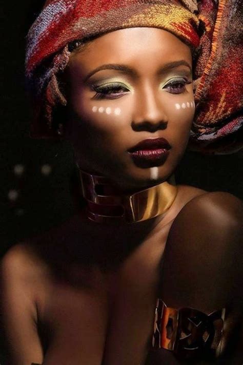 Beautiful African Tribal Makeup Tribal Face African Beauty Moda Afro African Models Makeup
