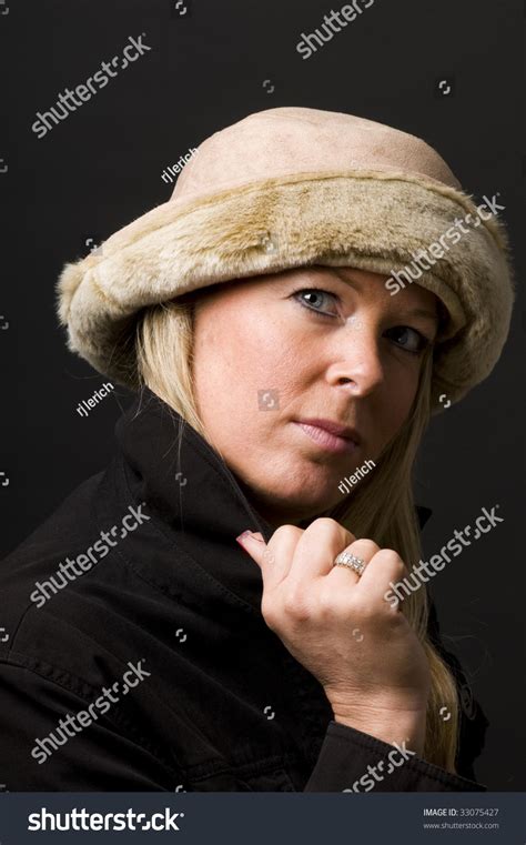 Sexy Attractive Blond Woman Her Forties Stock Photo 33075427 Shutterstock