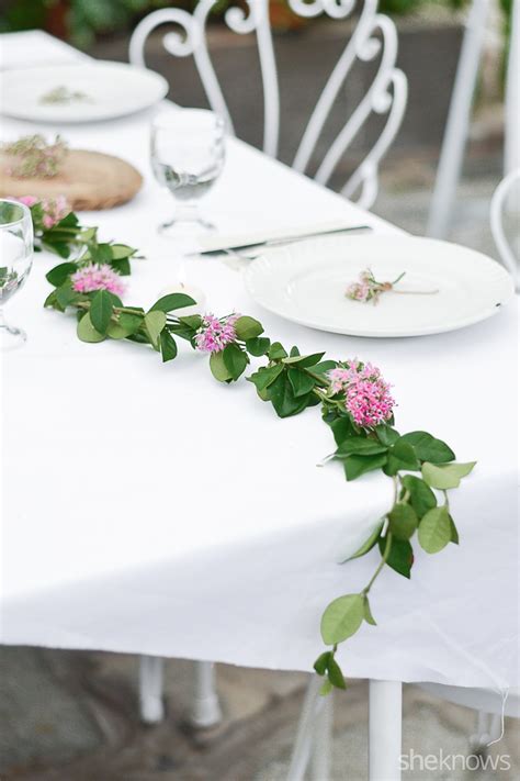 How To Make A Fresh Flower Garland In Just 30 Minutes