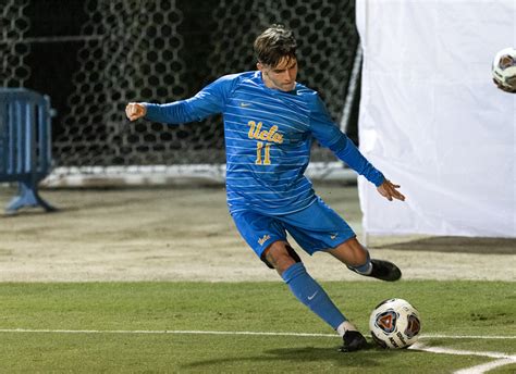 Ucla Mens Soccer To Face Off Against Gauchos In Ncaa Tournament