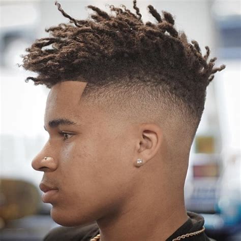 Coupe Courte Afro Homme