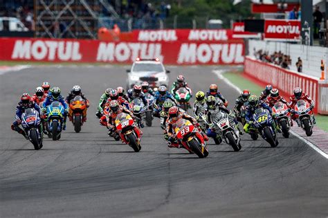 Watch the 2021 motogp live stream online on your devices from anywhere in the world and get access to the race schedule. MotoGP streaming live gratis. Dove vedere (aggiornamento)
