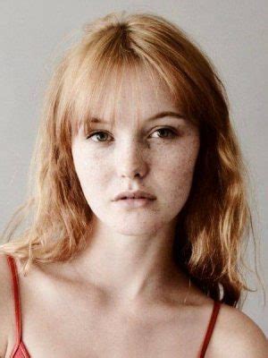 Kacy Hill Height Weight Size Body Measurements Biography Wiki Age