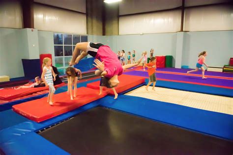 Tumbling For Cheerleaders Classes Louisville Gymnastics