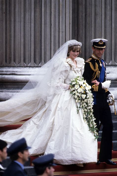 Would she have cuddled charlotte when she fell on the balcony? Boring Being Normal: The phenomenon of Princess Diana's ...