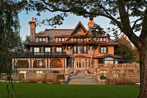 Lakefront Victorian Mansion Traditional Exterior New York By