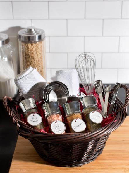 18 Thoughtful T Baskets For Almost Everyone On Your Holiday List