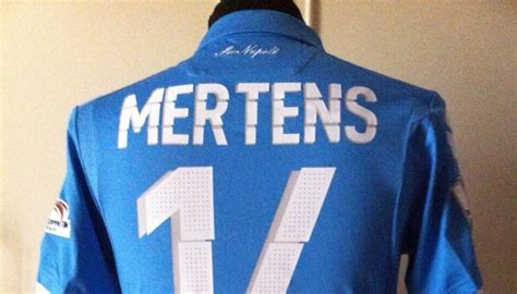 Cliccando sulle squadre si potranno visualizzare gli ultimi incontri raggruppati per partite in stemma della città metropolitana di napoli dal 1 gennaio 2015. Maglia Mertens Napoli, preparata/indossata Supercoppa ...