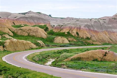 8 Most Traveled Hiking Trail In Badlands National Park The Hematoma