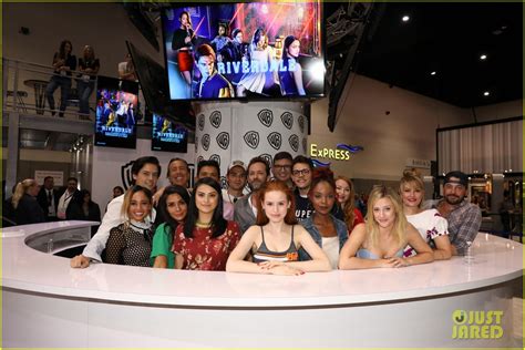 Riverdale Cast Share Sneak Peek Of Season 3 At Comic Con Photo
