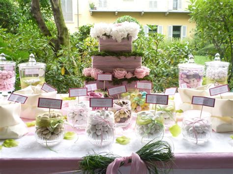 Confettate e caramellate con allestimento completo da € 80 per info & pacchetti magica fiesta 0815200831. CONFETTATA | Deabeewedding