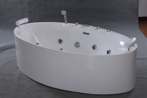 Whirlpool baths used to be the domain of spas and health clubs everywhere and were certainly seen as something of a luxury available only to the wealthy in society. Freestanding whirlpool tub - the power of hydro massage as ...