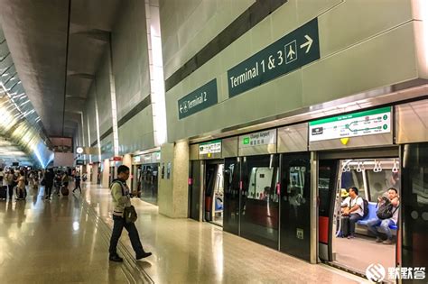 Maybe you would like to learn more about one of these? 新加坡樟宜机场搭地铁(MRT)到市区完整攻略(转车、票价，购票)_Joo