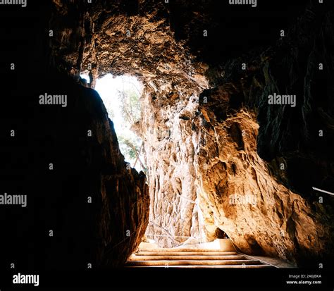 Light Shining In Cave Hi Res Stock Photography And Images Alamy
