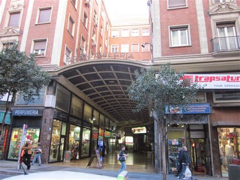 Simple Science: How to Make a Volcano with Kids