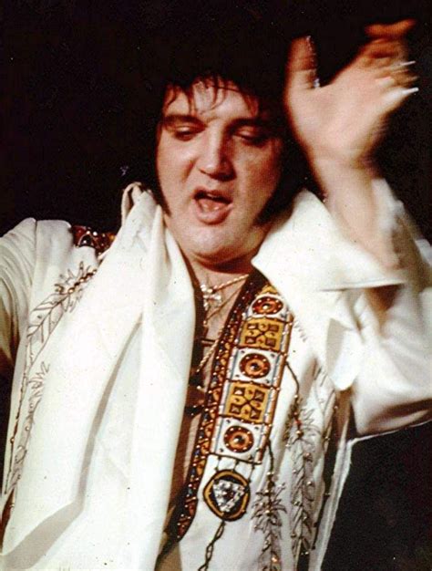 Elvis on stage in Hollywood in february 12 1977. | Elvis ...