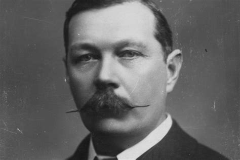 Arthur Conan Doyle Una Mente Entre La Lógica Y El Espiritismo