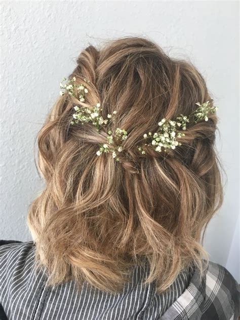 Hair updos for bridesmaids look so festive and sophisticated. Wedding Hairstyles for Short to Mid Length Hair