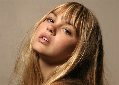 Aimee Teegarden Adult Actress Model Sexy Babe Blonde Face