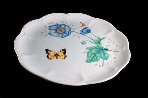 Scroll down the page until you see the quilt you like, then click on the words click for pdf download (or the hyperlinked website name) in the title above the quilt. Luncheon Plate, Lenox, Butterfly Meadow, Monarch, Blue ...