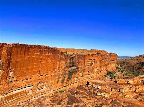 Hiking Kings Canyon in Australia's Red Centre - Kids ...