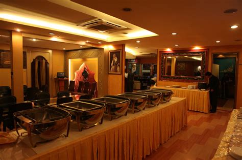 Δείτε 17 αντικειμενικές κριτικές για khulkhal arabian restaurant, με βαθμολογία 4 στα 5 στο tripadvisor και ταξινόμηση #554 από 4.448 εστιατόρια σε κάιρο. Lowongan Kerja PT Al-Jazeerah Restaurant | Karir.com