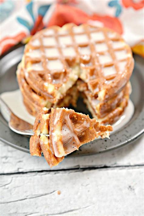 This is the perfect recipe for a quick healthy weekend lunch. BEST Keto Chaffles! Low Carb Glazed Donut Chaffle Idea - Homemade - Quick & Easy Ketogenic Diet ...