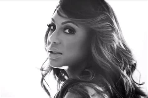 Must See Watch Tamar Braxtons New Video Love And War Essence