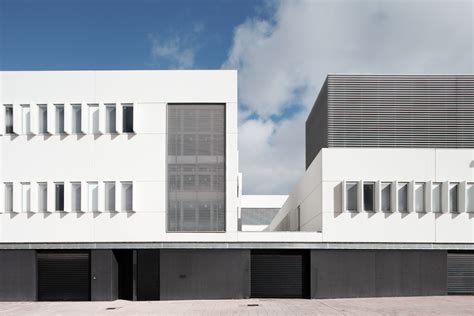 Health Center And Provincial Headquarters Cuenca By Bat Bilbao